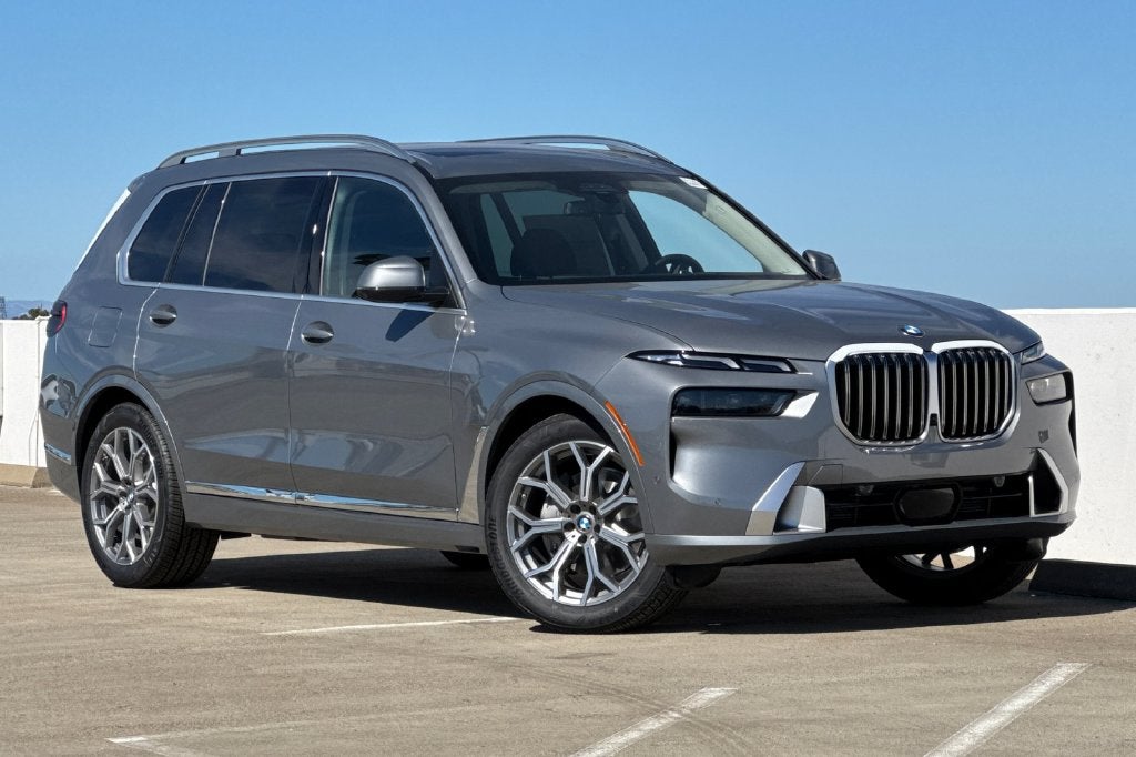 2027 BMW X7 xDrive40i