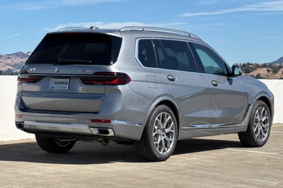 2027 BMW X7 xDrive40i