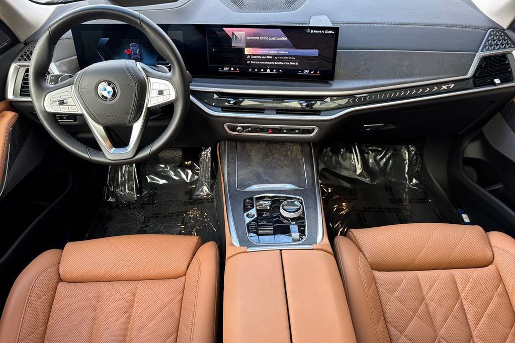 2025 BMW X7 xDrive40i