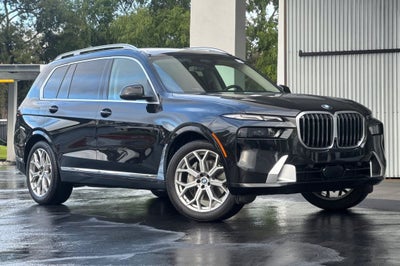 2025 BMW X7 xDrive40i