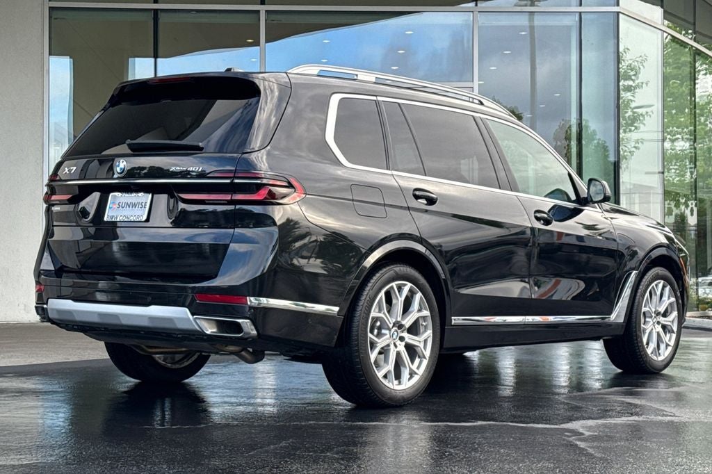 2025 BMW X7 xDrive40i