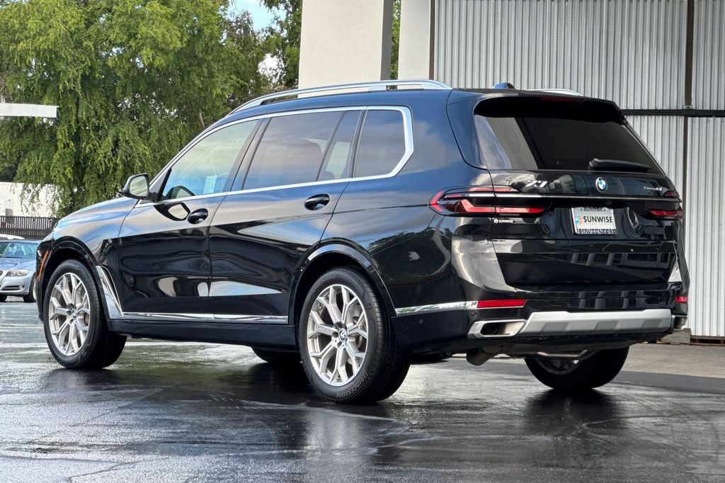 2025 BMW X7 xDrive40i