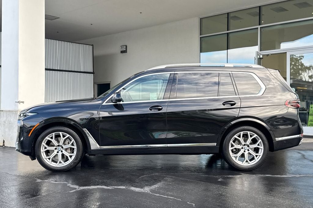 2025 BMW X7 xDrive40i
