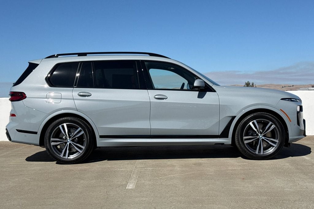 2027 BMW X7 xDrive40i