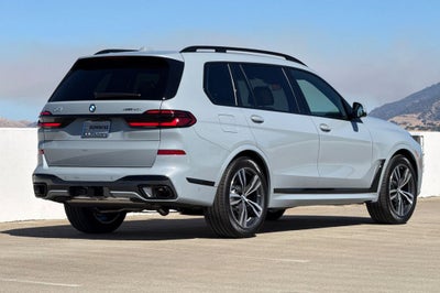 2027 BMW X7 xDrive40i