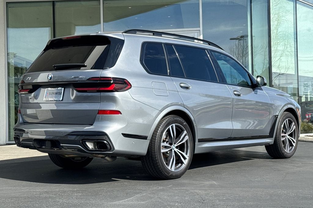 2025 BMW X7 xDrive40i
