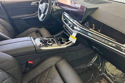 2027 BMW X7 xDrive40i