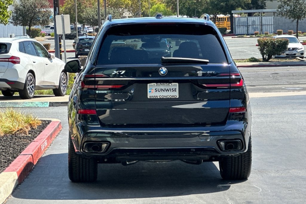 2027 BMW X7 xDrive40i