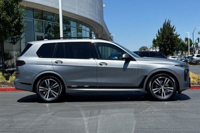 2024 BMW X7 xDrive40i