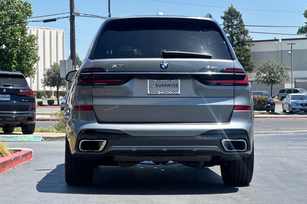 2024 BMW X7 xDrive40i