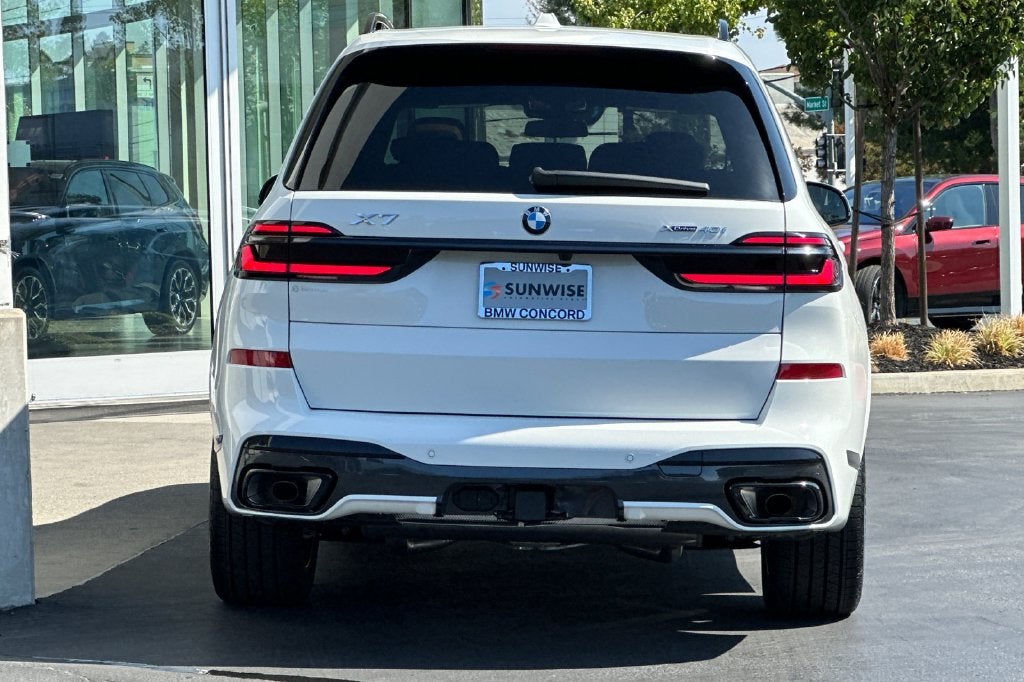 2027 BMW X7 xDrive40i