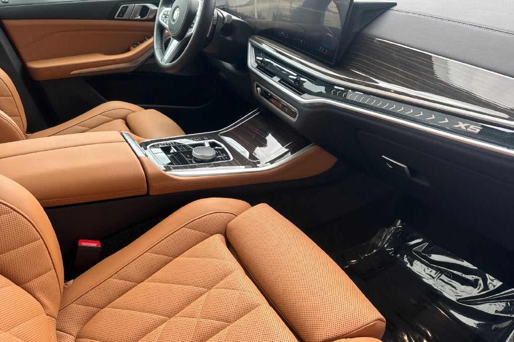 2025 BMW X5 xDrive40i