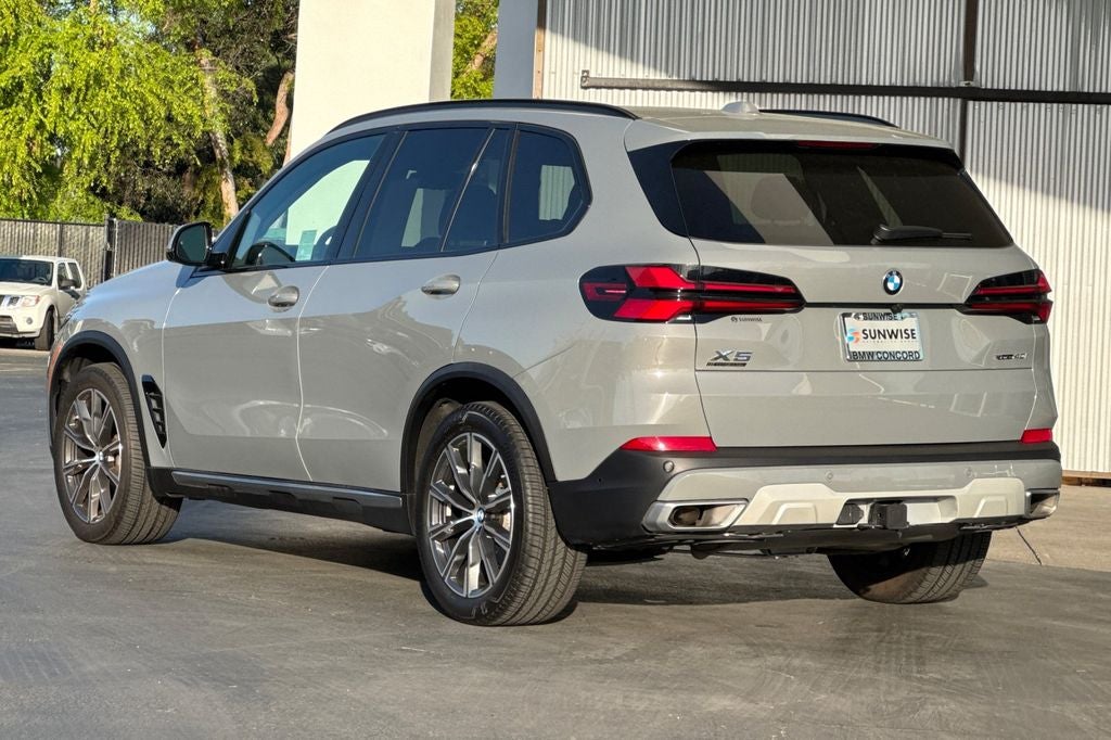 2025 BMW X5 xDrive40i