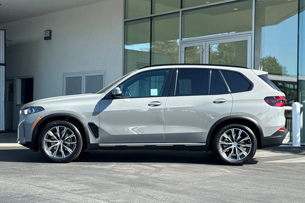 2025 BMW X5 xDrive40i