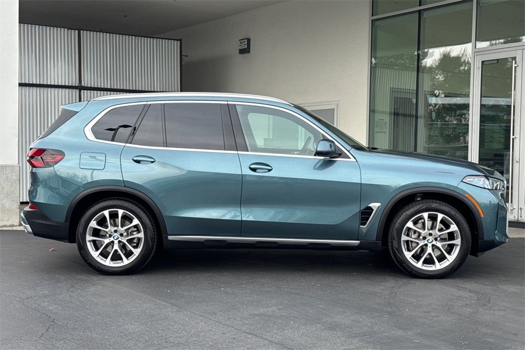 2025 BMW X5 xDrive40i