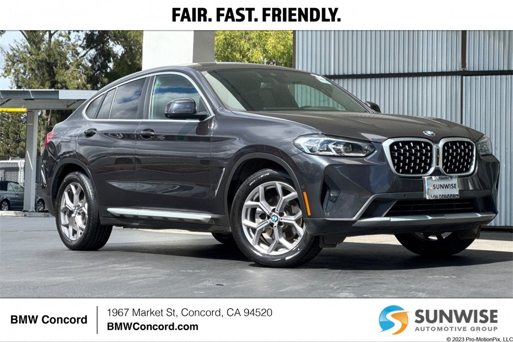 2023 BMW X4 xDrive30i