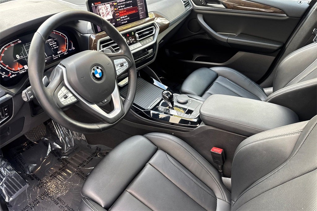 2023 BMW X4 xDrive30i