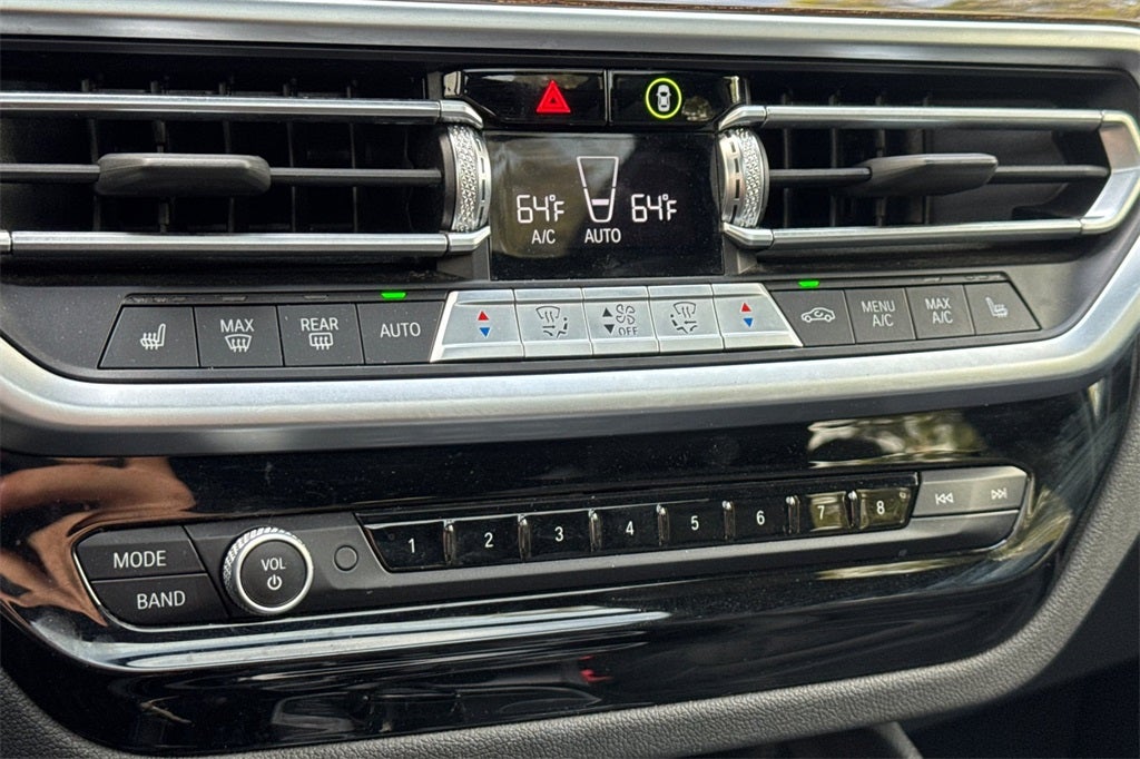 2023 BMW X4 xDrive30i