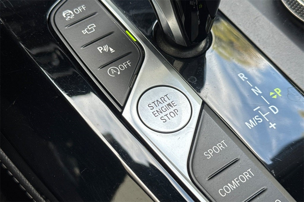 2023 BMW X4 xDrive30i