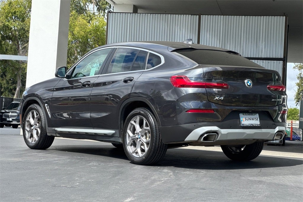 2023 BMW X4 xDrive30i