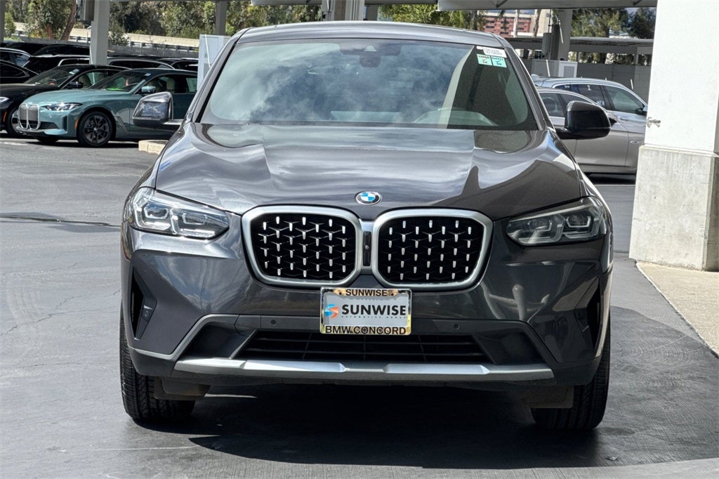 2023 BMW X4 xDrive30i