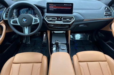 2025 BMW X4 xDrive30i