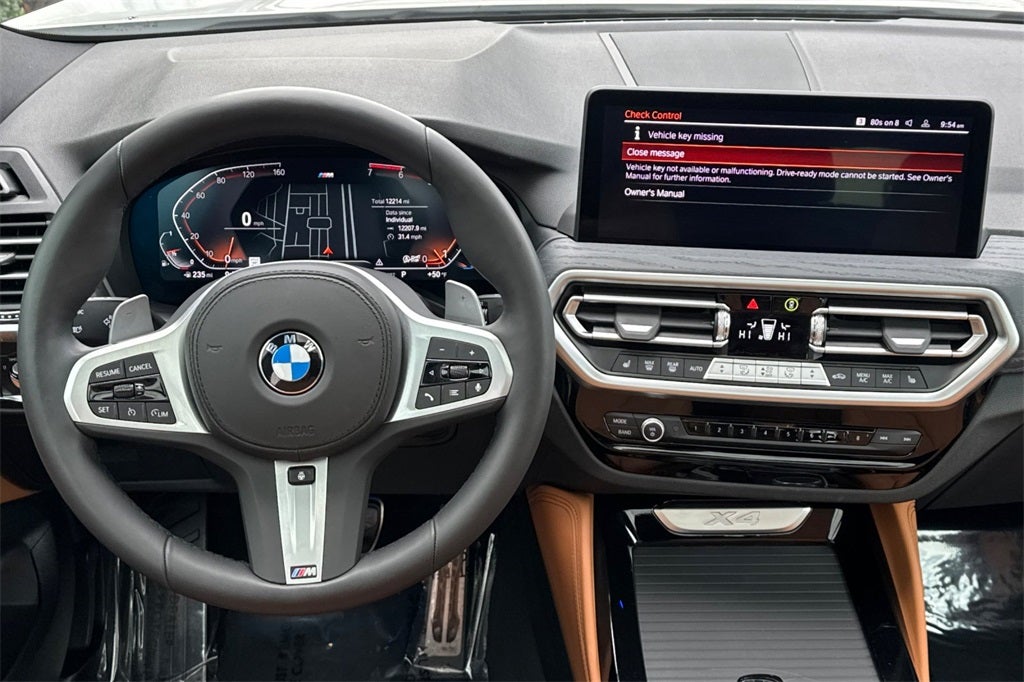 2025 BMW X4 xDrive30i