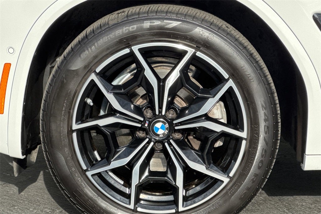 2025 BMW X4 xDrive30i