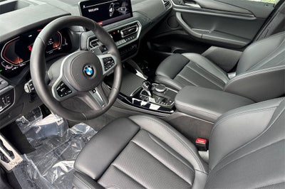 2023 BMW X4 xDrive30i