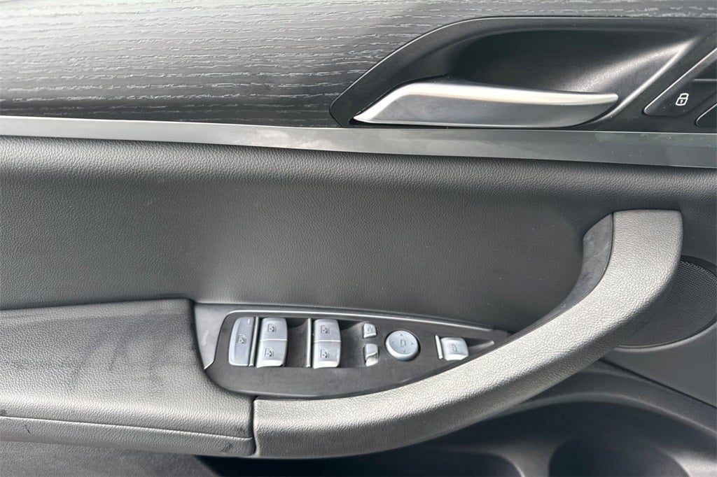 2023 BMW X4 xDrive30i