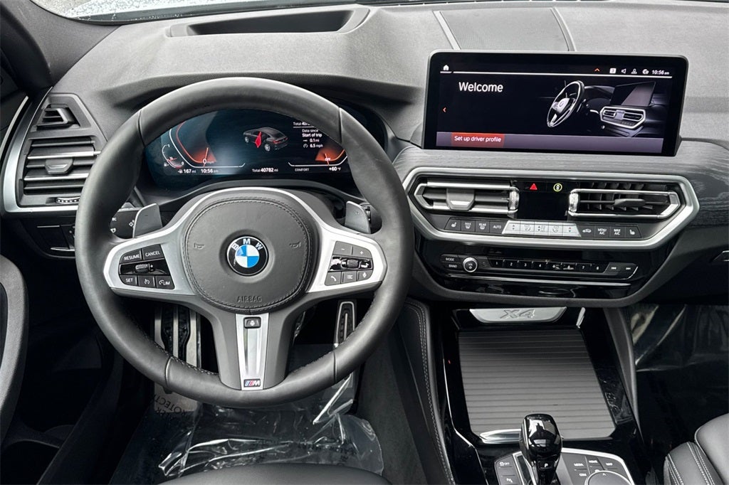 2023 BMW X4 xDrive30i