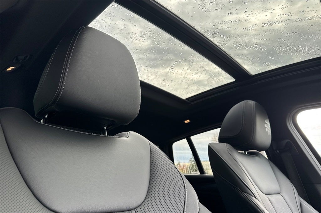 2023 BMW X4 xDrive30i