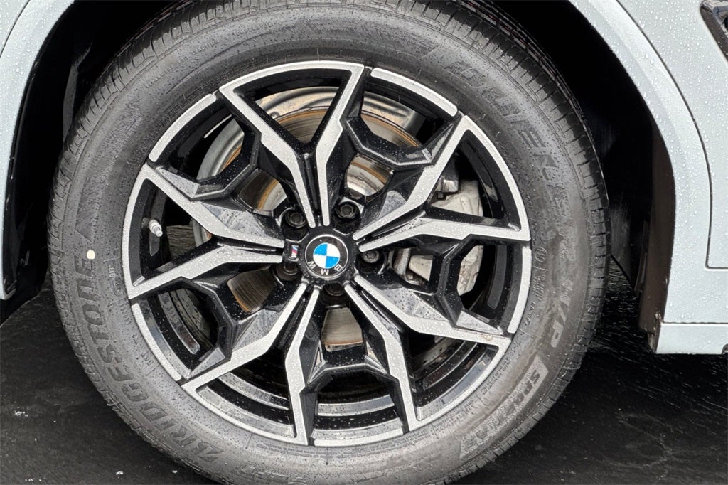 2023 BMW X4 xDrive30i