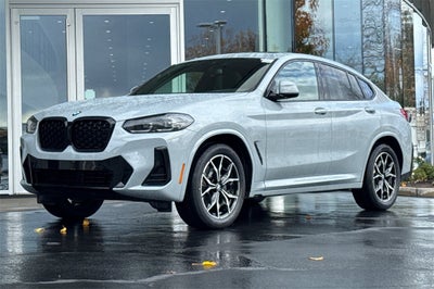 2023 BMW X4 xDrive30i