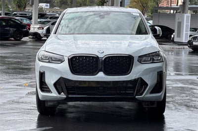 2023 BMW X4 xDrive30i