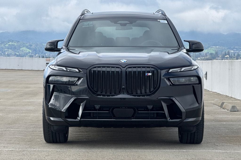 2026 BMW X7 M60i