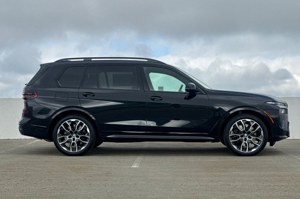 2026 BMW X7 M60i