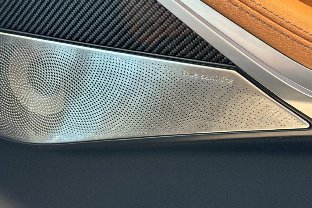 2024 BMW X5 M60i
