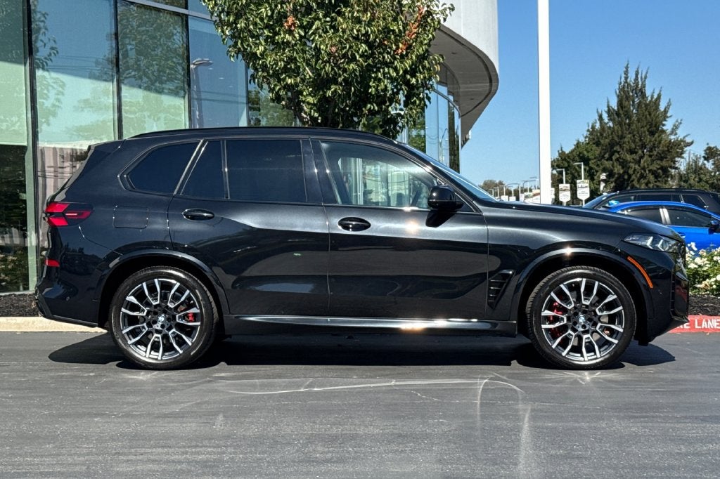 2024 BMW X5 M60i