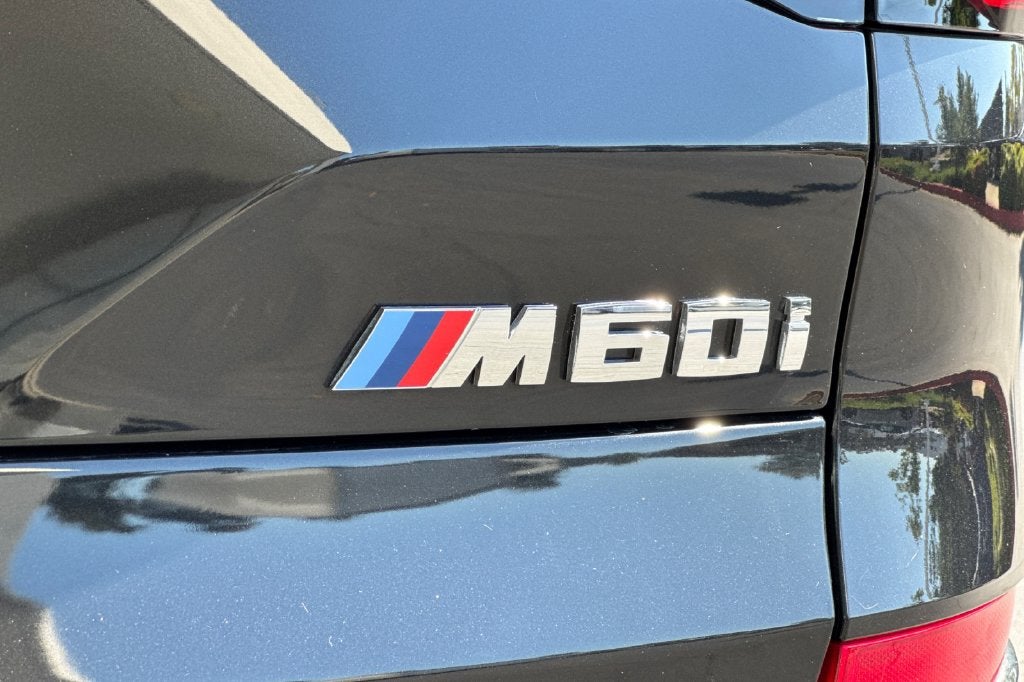 2024 BMW X5 M60i