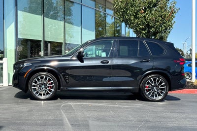 2024 BMW X5 M60i