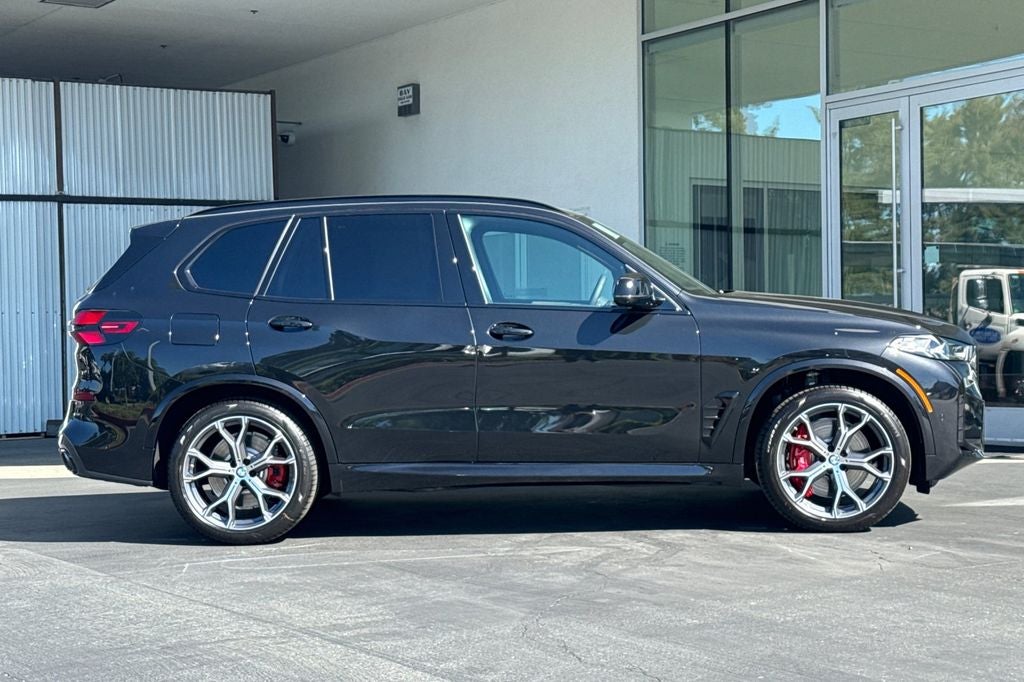 2026 BMW X5 M60i