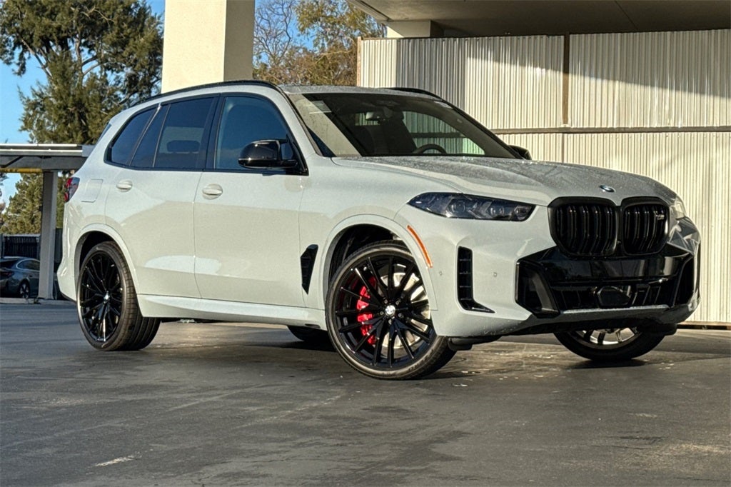 2026 BMW X5 M60i