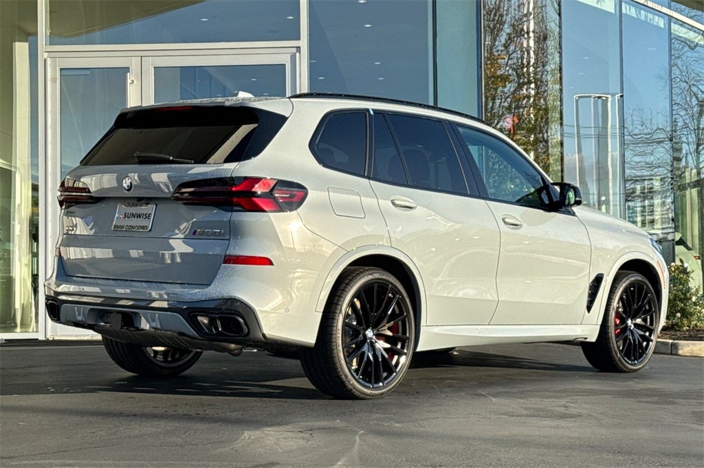 2026 BMW X5 M60i