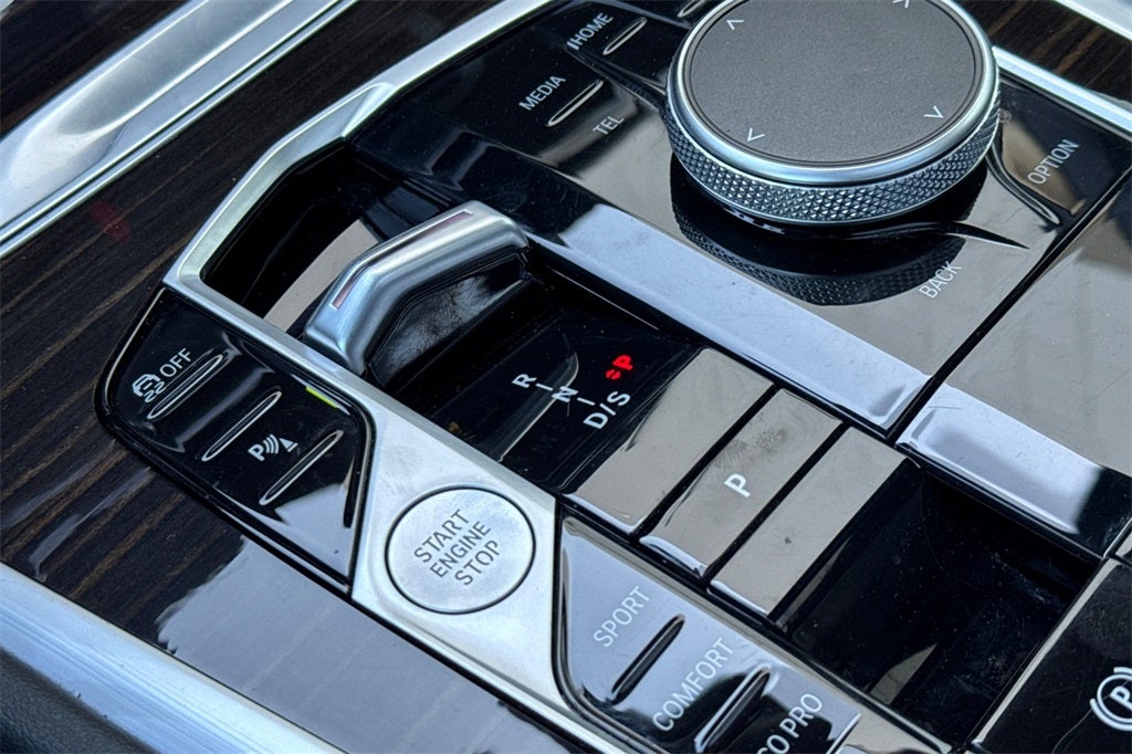 2024 BMW X6 xDrive40i