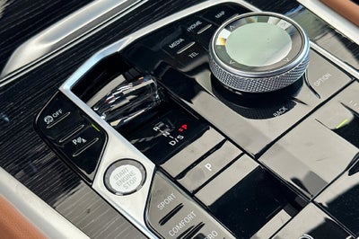 2027 BMW X6 xDrive40i