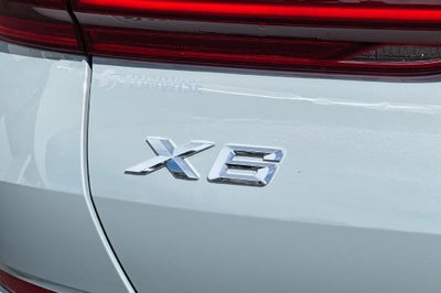 2027 BMW X6 xDrive40i