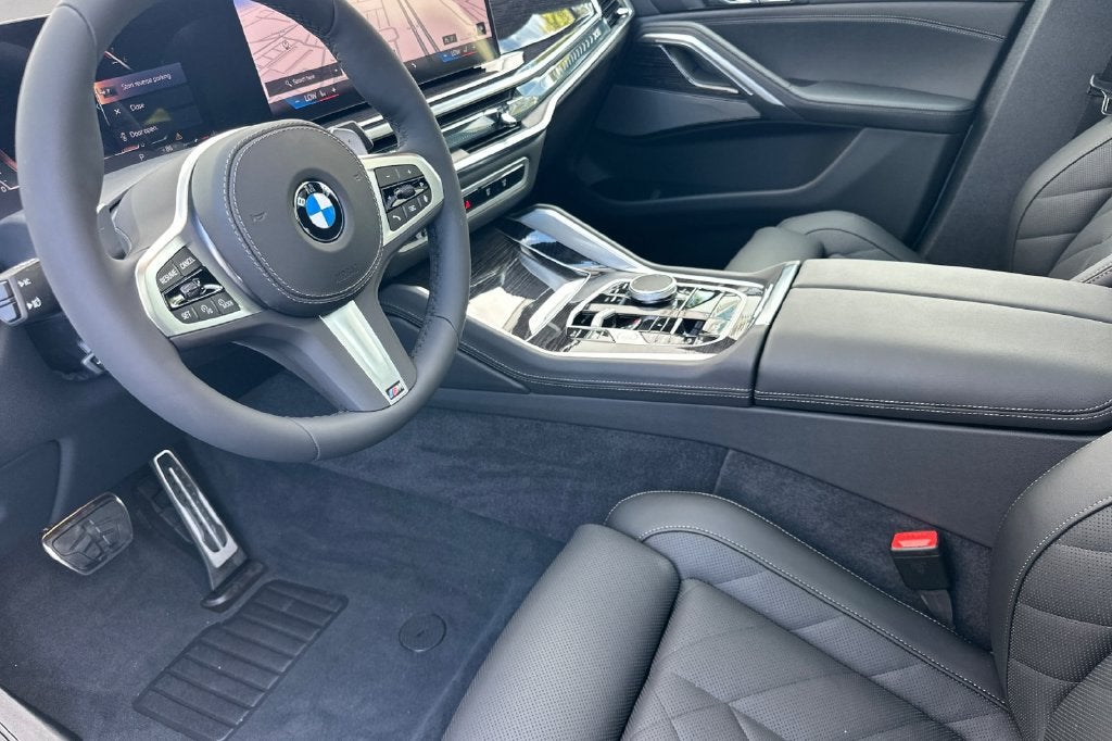 2027 BMW X6 xDrive40i