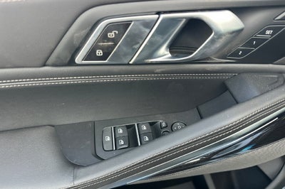2027 BMW X6 xDrive40i