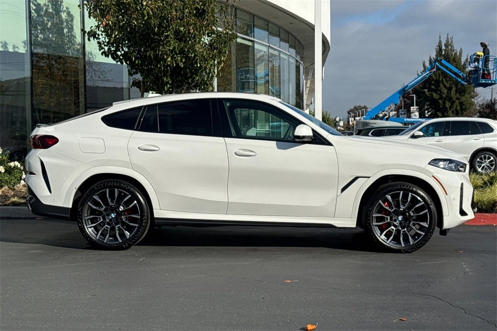 2026 BMW X6 xDrive40i
